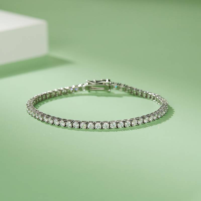Classic四爪网球BraceletS925银镀18K白金MoissaniteD级